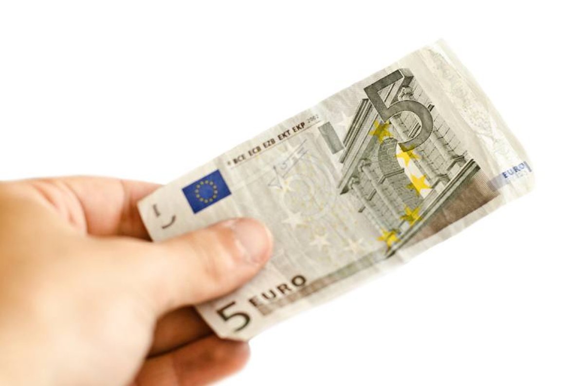 In welk online casino kan je vanaf 5 euro storten? Meneer Casino